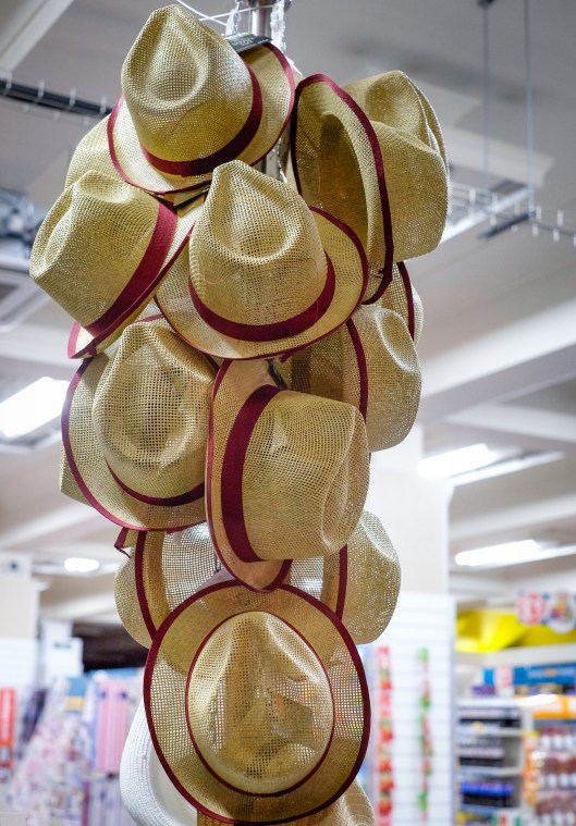 Poundland hats, Woolwich